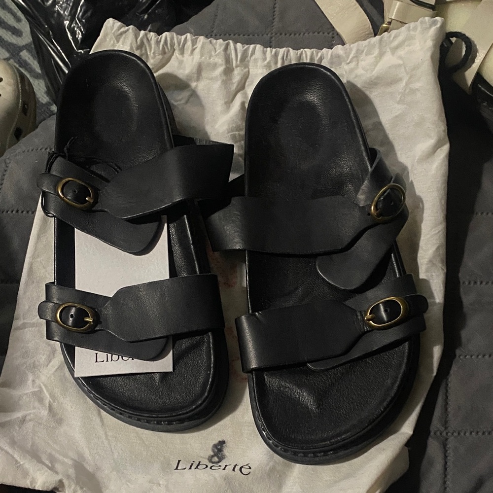 Liberte Women's Black Sandals